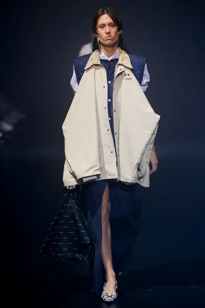 Look 29
